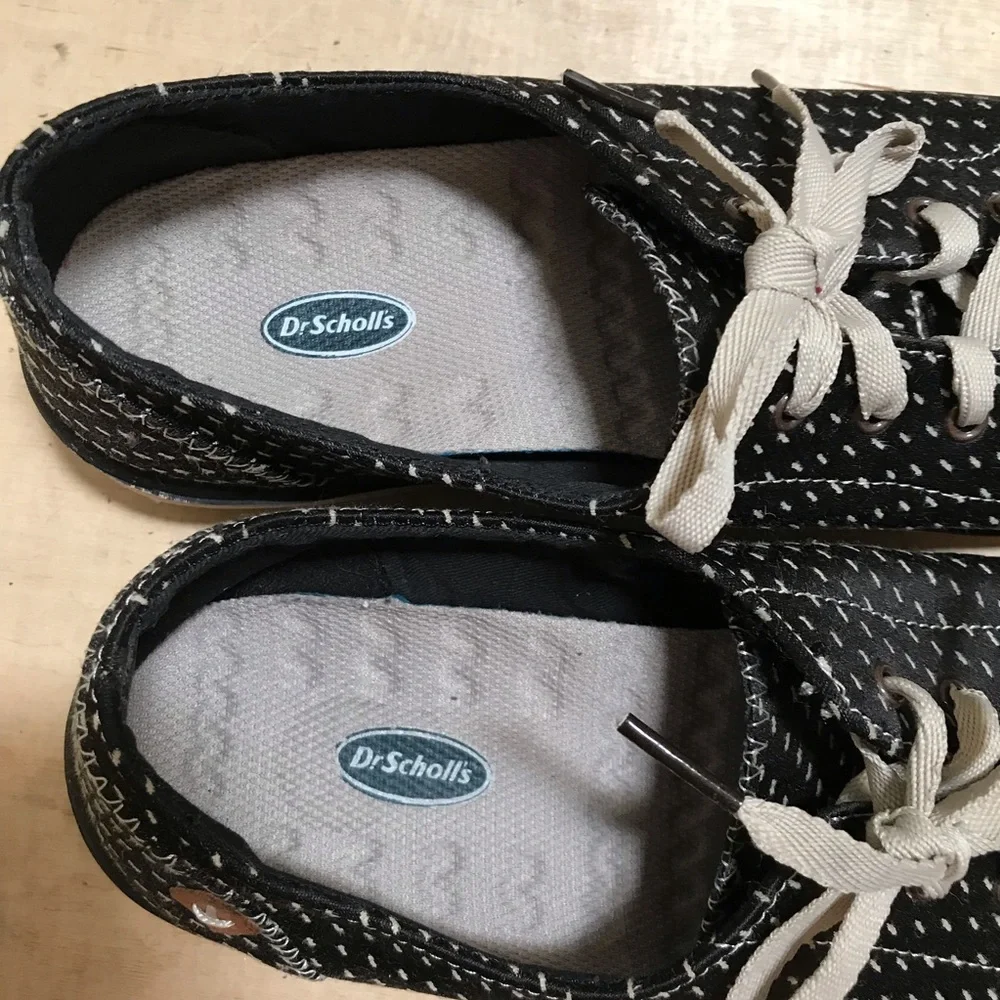 Dr.Scholl’s Polkadot Maylee Sneakers Size 9